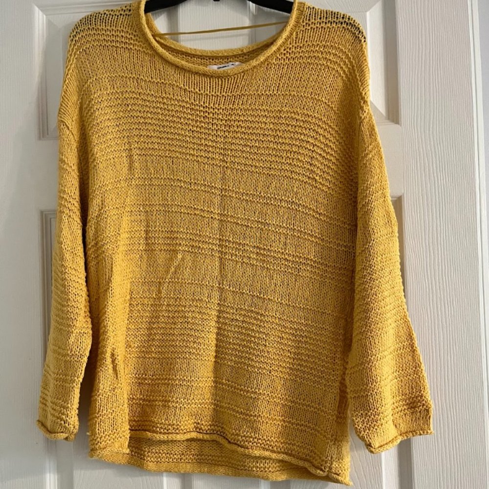 S Yellow woven sweater